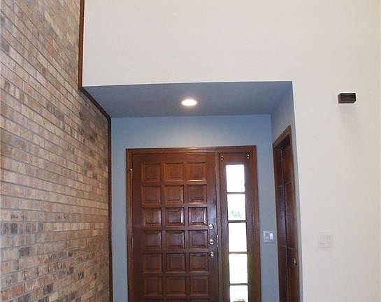 5th image of 1665 Wyandotte Blvd