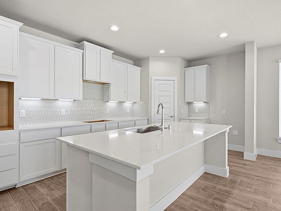 3rd image of 2137 Golden Spruce Ln