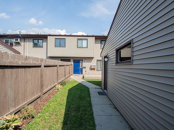 5th image of 2231 32nd Ave S