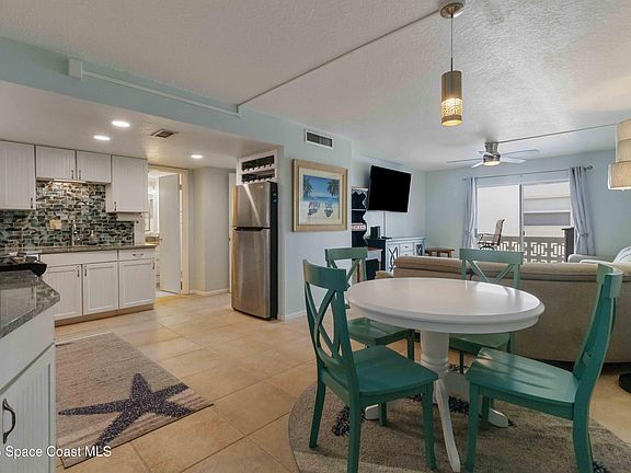 4th image of 4800 N Ocean Beach Blvd #304