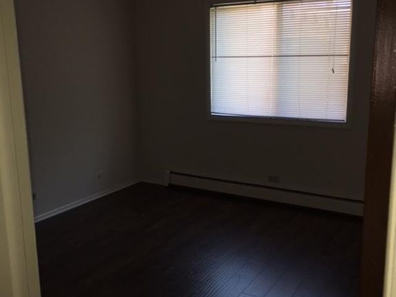 5th image of 3484 Salem Walk APT B1