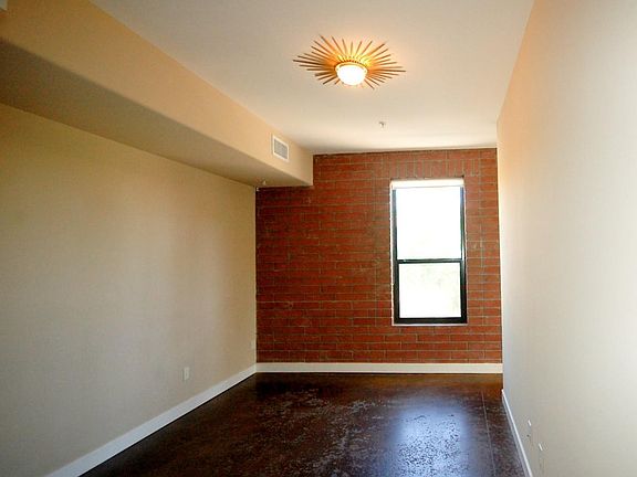 4th image of 1200 W University Dr #201
