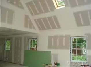 10 Tinker Town Rd, Dover Plains, NY 12522