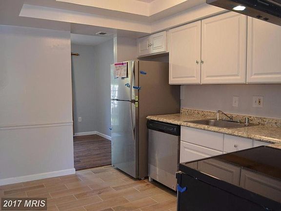 5th image of 110 Richland Cir