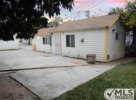 Detached garage with converted bed/bath