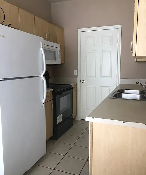 3100 Dian Rd #307 — Photo 3