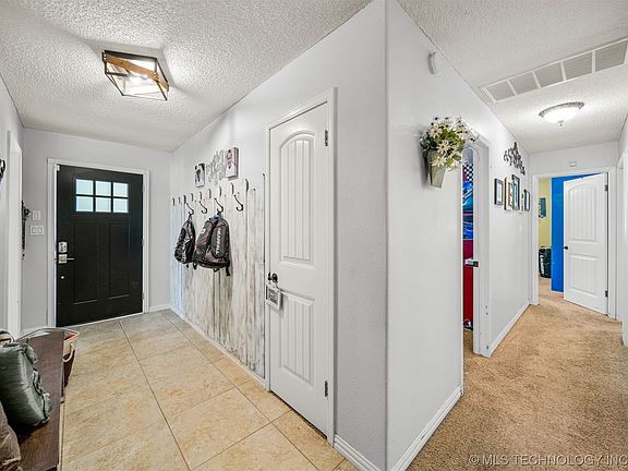 5th image of 11902 E Cedar Dr