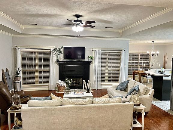 Living Room from entry