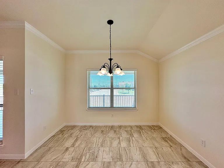 905 Galloway Dr — Photo 19