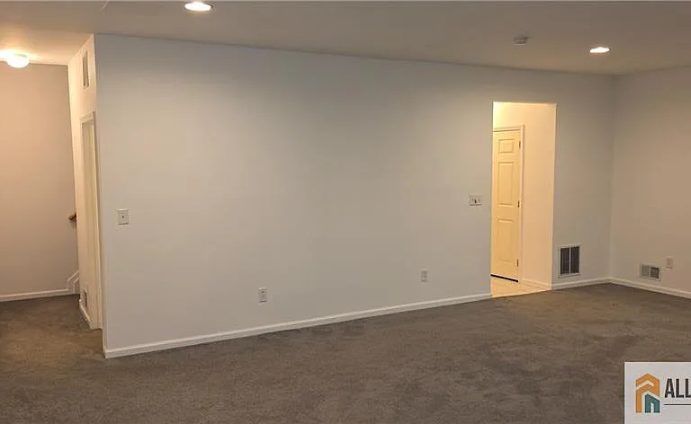 72 George Russell Way — Photo 18