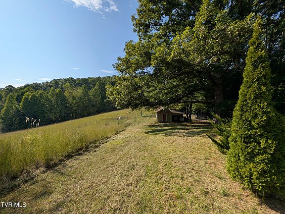 4th image of 8409 Fleming Valley Ln