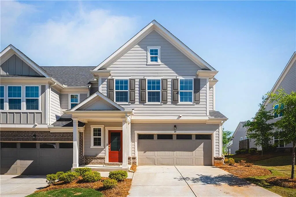 3 bed, 2.5 bath, 2375 sqft, $2,850 — Photo 1