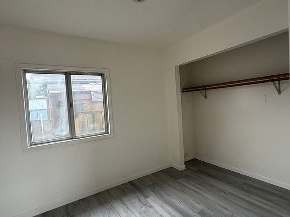 5th image of 228 N Wasson St