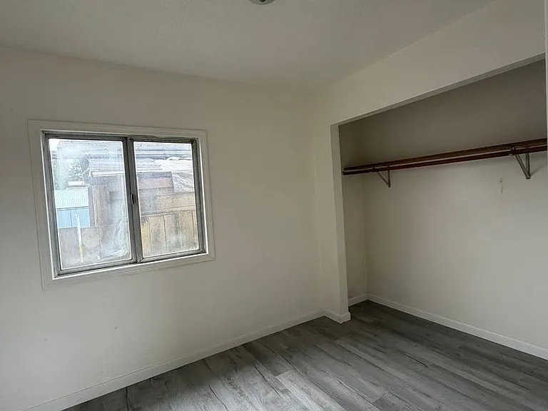 228 N Wasson St — Photo 5