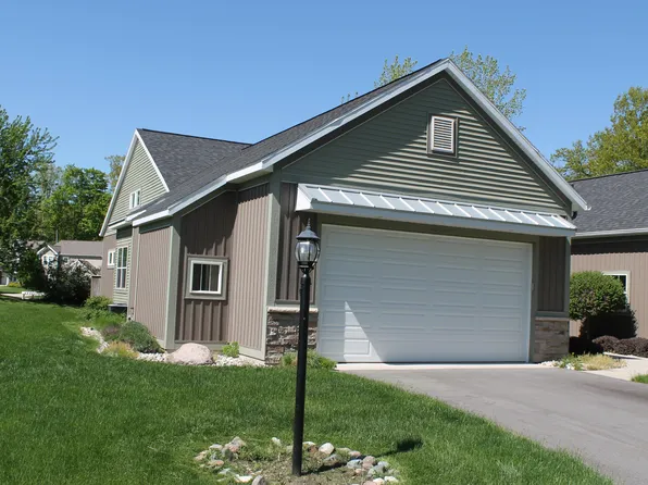 3959 Ravines Dr #3, Allendale, MI 49401