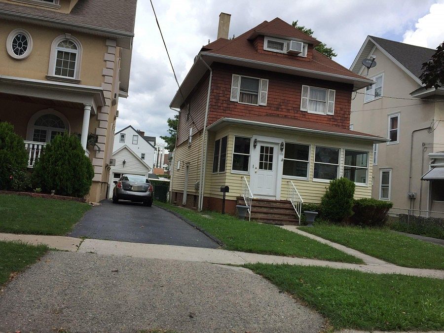 2nd image of 110 Madison Ave