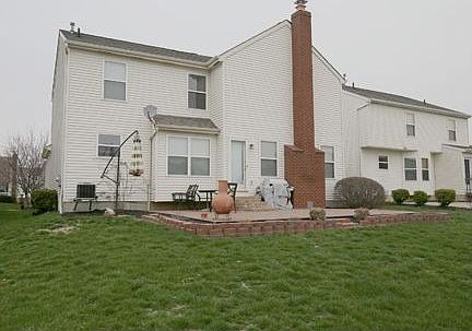 2nd image of 6001 Hilltop Trail Dr