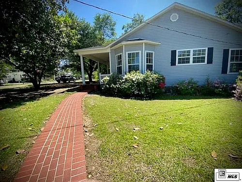 102 Mulberry St Photo 1