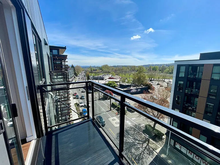 Spur Apartments — Photo 181