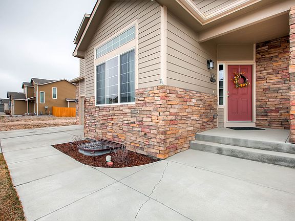 3rd image of 9465 Portmarnock Ct