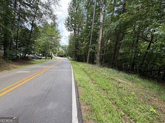 2nd image of 16 Calhoun Rd