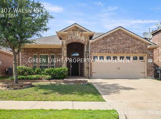 5107 Walsh Dr, Arlington, TX 76001