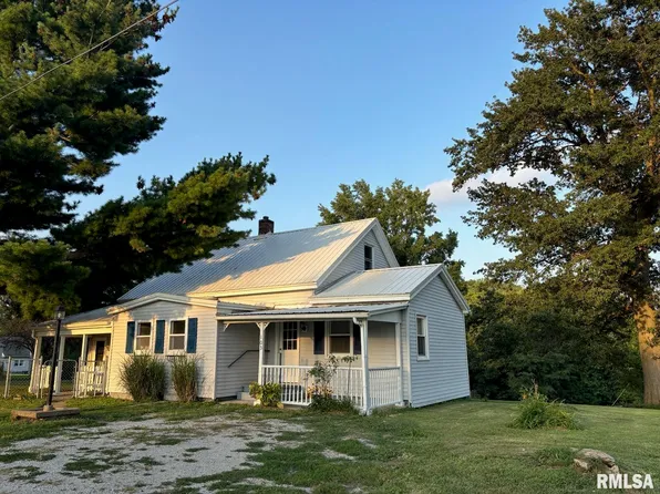 103 Rutledge St, Pawnee, IL 62558
