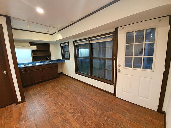 4th image of 403 School St #4