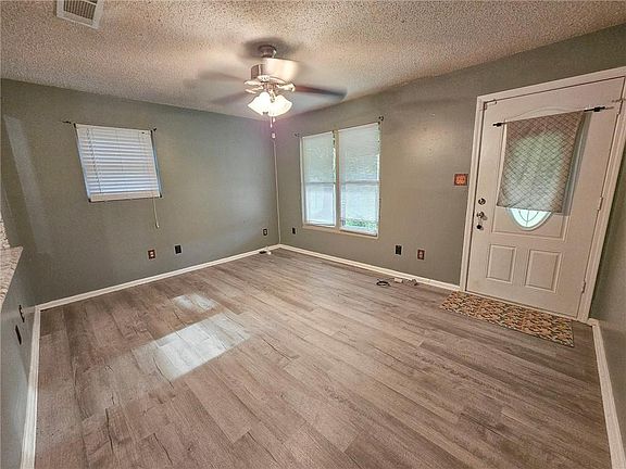 4th image of 54112 Ferina Ln