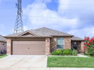 8053 Muddy Creek Dr, Fort Worth, TX 76131