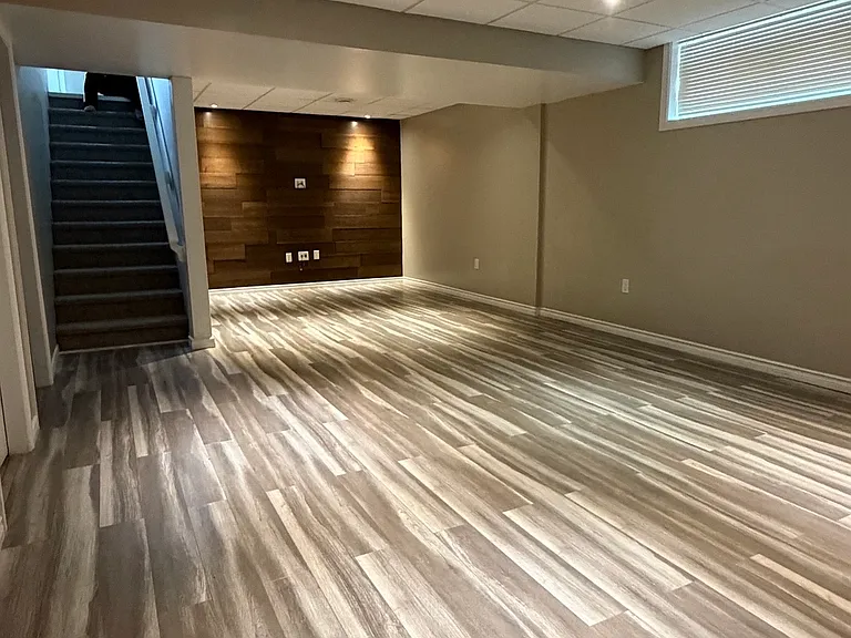 146 Palliser Ct — Photo 18