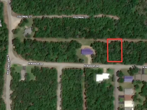 1006 N Manor Dr, Horseshoe Bend, AR 72512