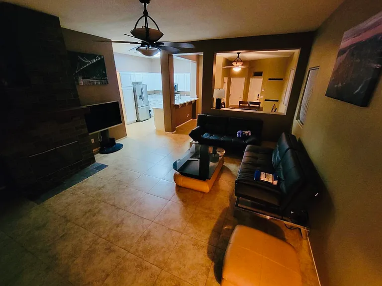 27875 Avenida Maravilla — Photo 4