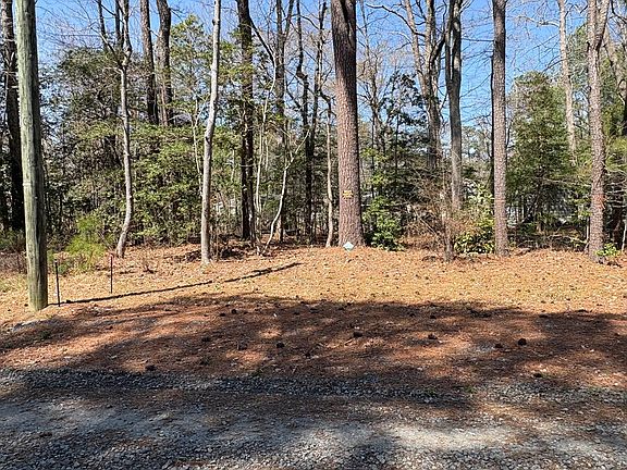 4th image of 8-18-2 Parker Rd