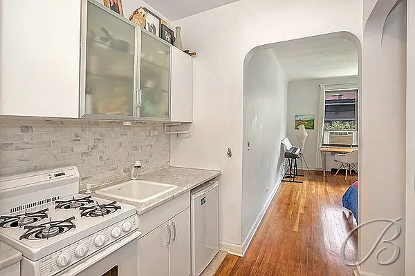 Sold by Bellmarc Realty | media 7