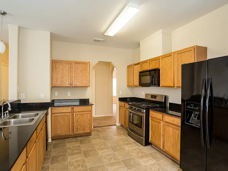 2723 Durham Chase Ln — Photo 7