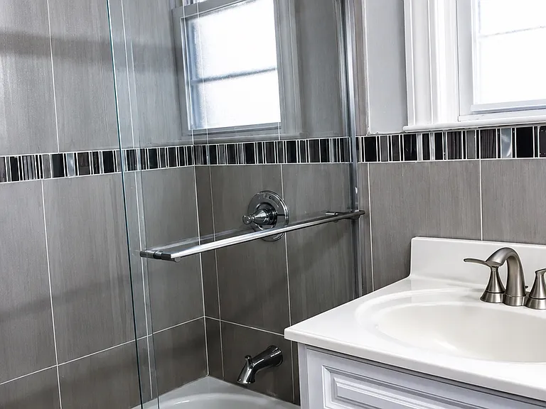 205 Westervelt Ave #2 — Photo 3