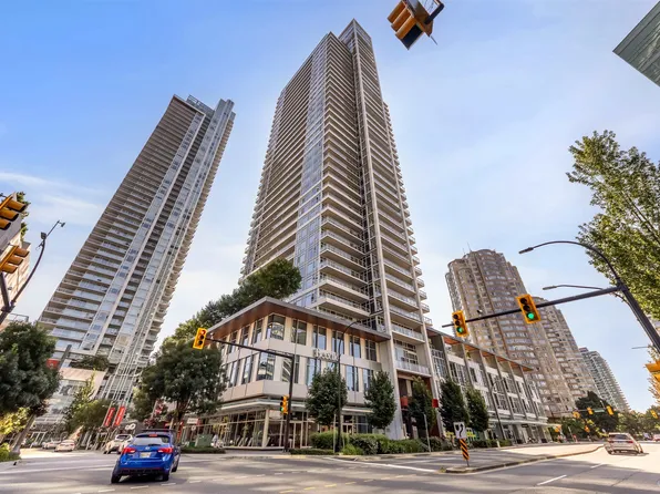 6080 McKay Ave #907, Burnaby, BC V5H 0J4