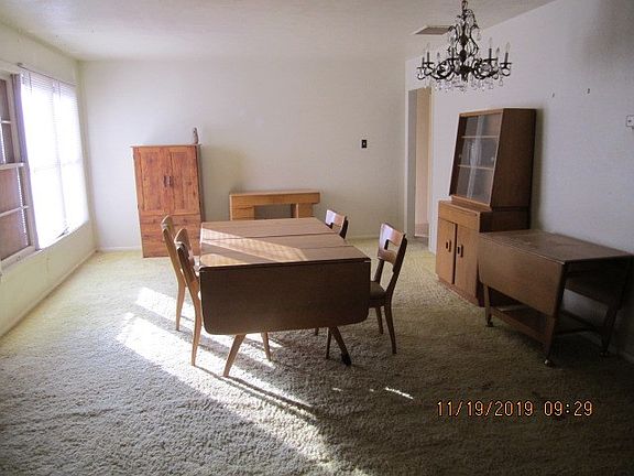 4th image of 300 N D Ave