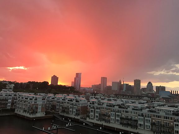 Views of the harbor from every room!