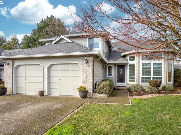 8295 SW 158th Pl, Beaverton, OR 97007