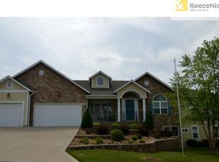 3717 S Kendall Dr, Independence, MO 64055