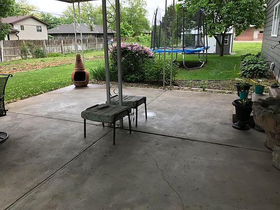 3rd image of 811 22nd St