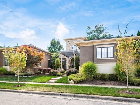 7075 Calabria Pl, Dublin, OH 43016