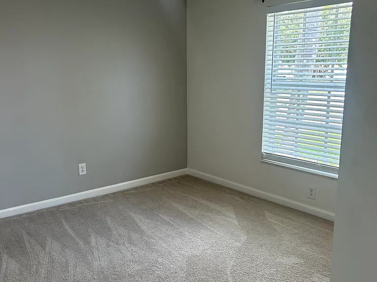 9922 50th Street Cir E — Photo 5