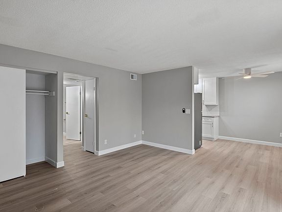 3rd image of 8478 Beech Ave #1
