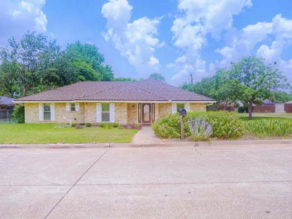1041 Wilshire Dr, Trophy Club, TX 76262