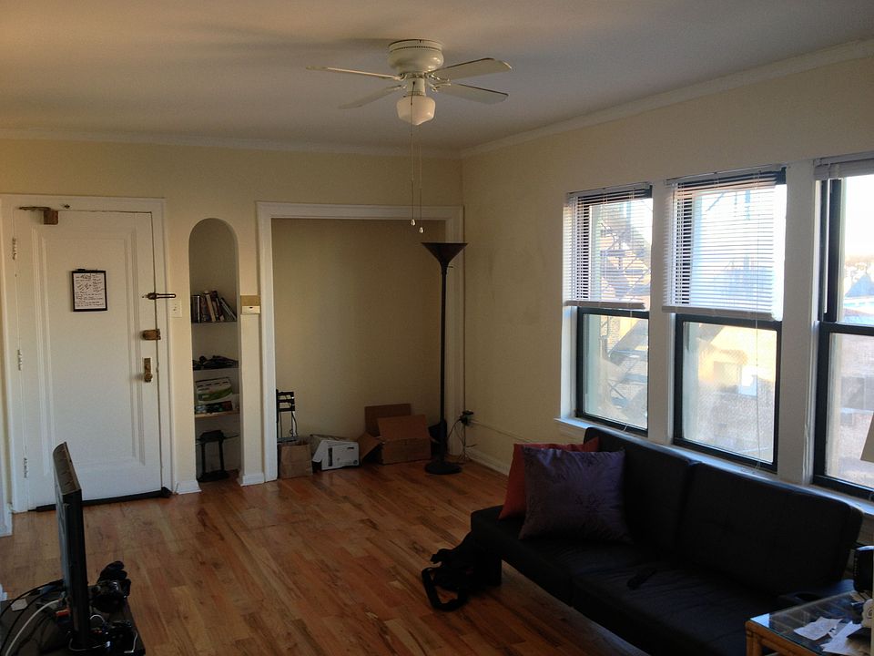 1st image of 550 W Arlington Pl APT 612