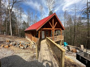 257 Deer Water Lake Dr, Rogers, KY 41365