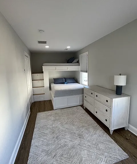 23 Jamaica Ct — Photo 17